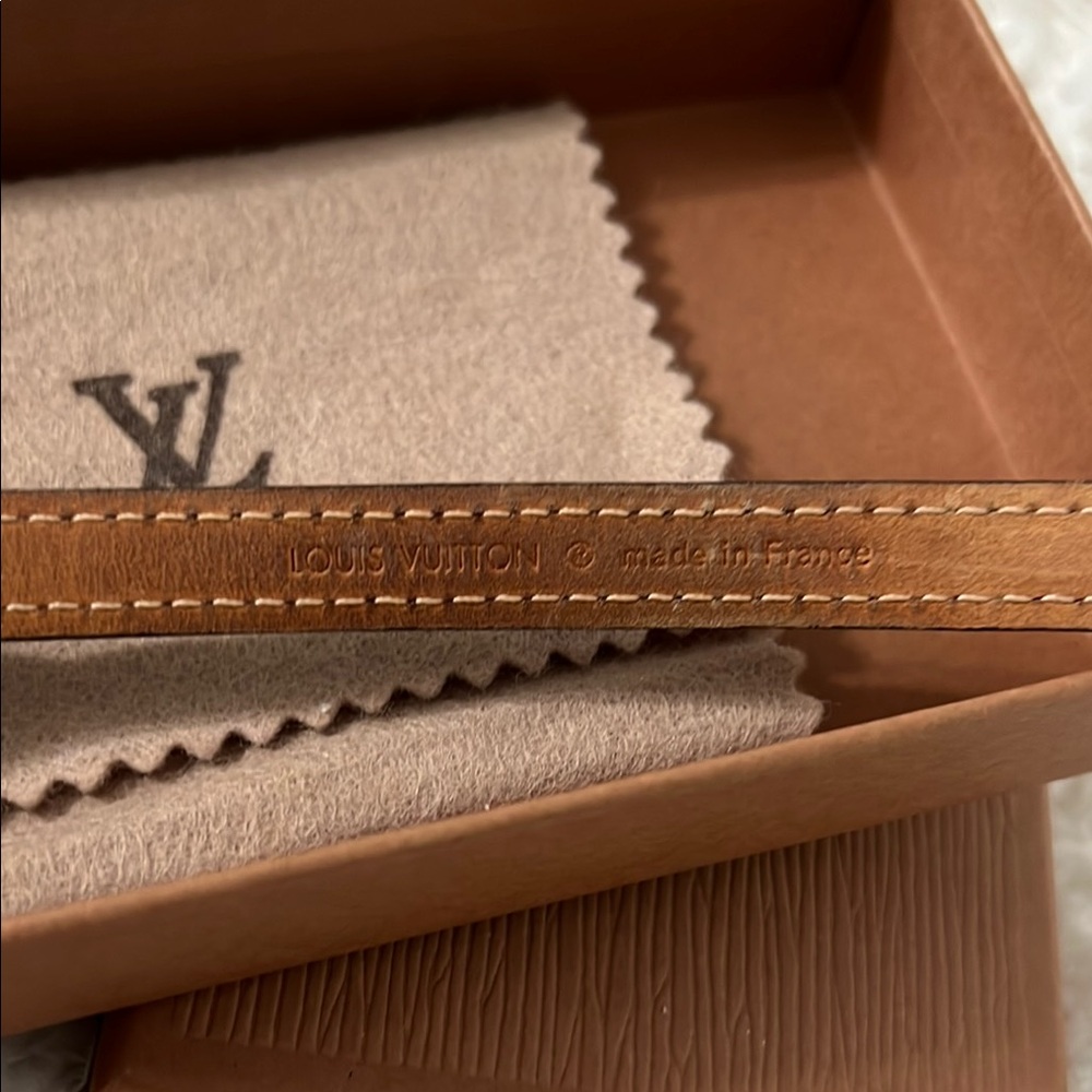 Louis Vuitton Theda Brown and Gold Monogram Bracelet with Box - Picture 7 of 12